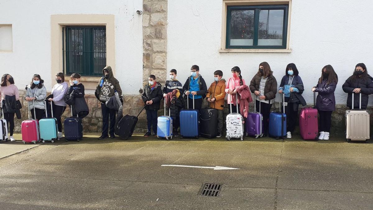 La llegada de los alumnos al CRIE de La Aldehuela.