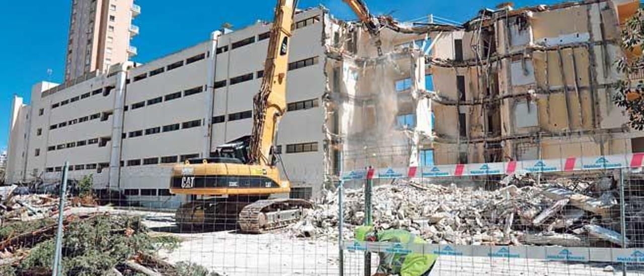 Obras del hotel Jamaica, desarrolladas por una conocida empresa mallorquina.