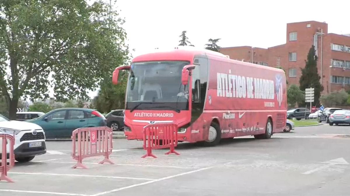 El Atlético viaja a por el título con las bajas de Lemar y Savic