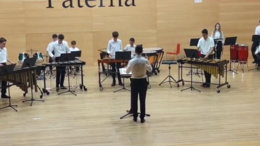 Actuación de percusión del Centro Musical Paternense.