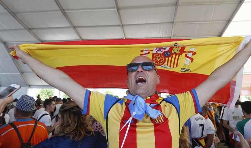 Fan zone del Valencia CF en Sevilla