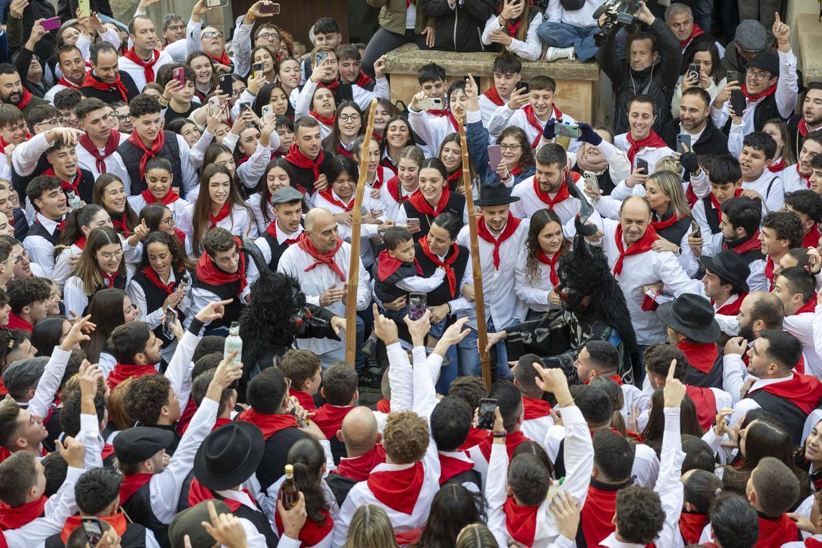 Los dimonis de Artà, el año pasado durante el primer baile.