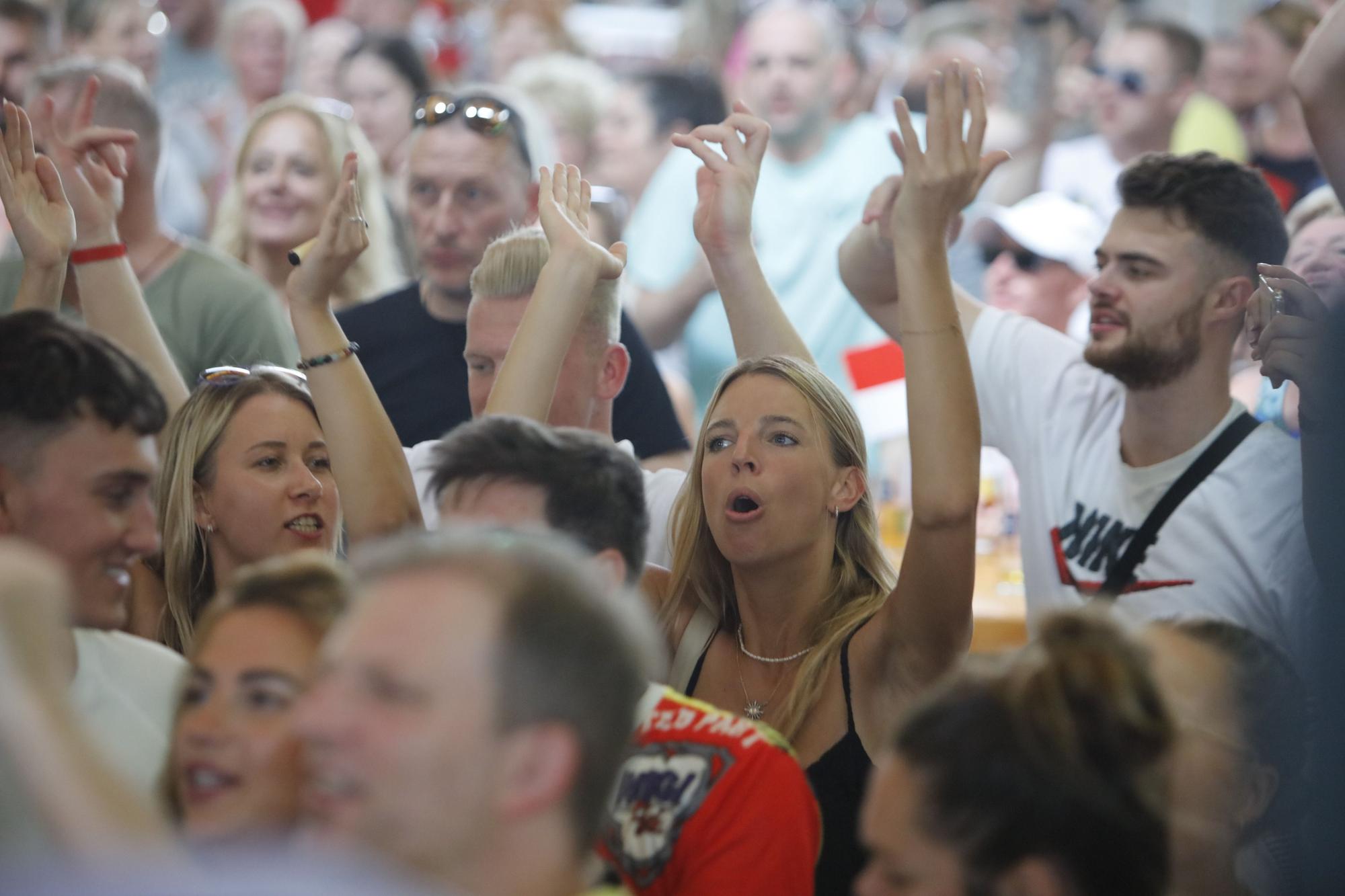 Auftakt der "Kölschen Woche": So war der Auftritt der Höhner im Bierkönig