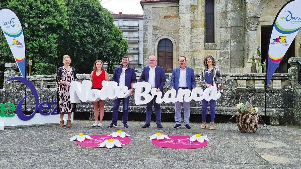 Participantes en la presentación de una edición anterior de la Noite Branca