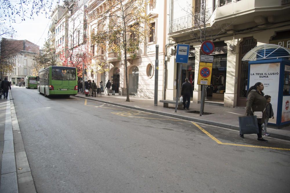 Illa de vianants al carrer Guimerà