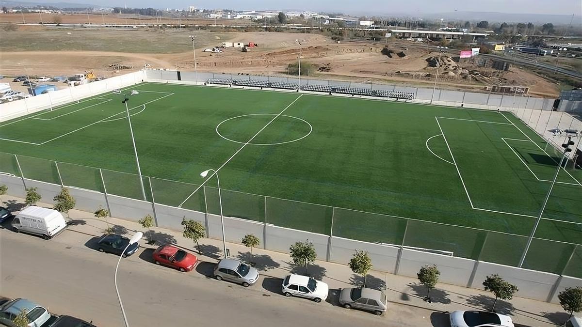 Campo de fútbol en el que han tenido lugar los hechos.