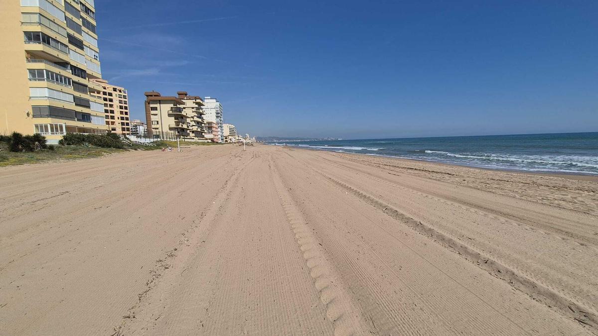 La playa de Tavernes de la Valldigna