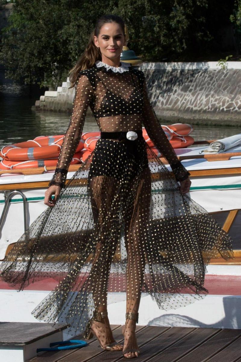 Izabel Goulart a su llegada al Festival de Venecia