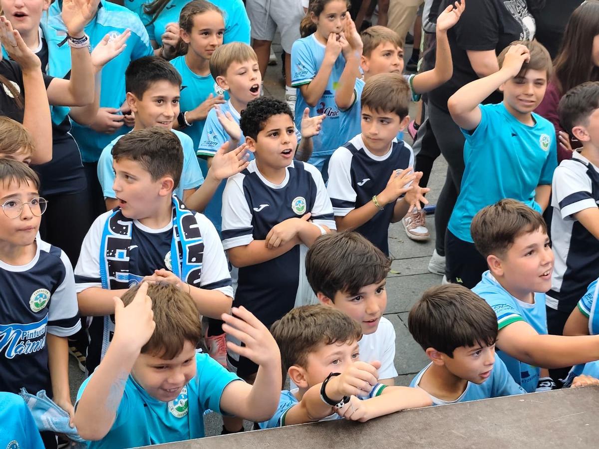 La segunda jornada de la celebración del ascenso del Ciudad de Lucena, en imágenes La segunda jornada de la celebración del ascenso del Ciudad de Lucena, en imágenes