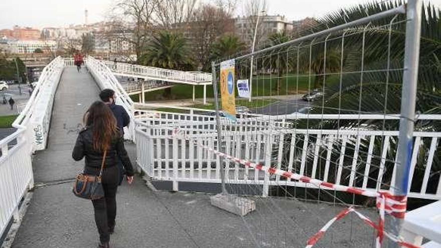 Obras en las pasarelas que conectan las estaciones de autobús y de tren