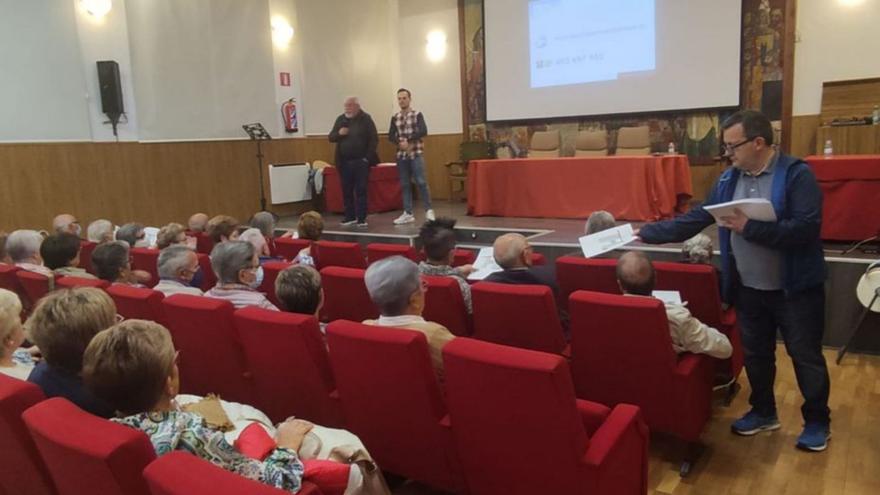 Presentación del curso de la UNEX en Benavente. | E. P.