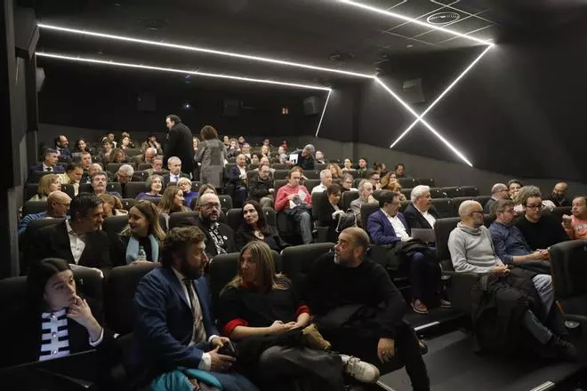 EN IMÁGENES: Así fue el regreso del cine al centro de Oviedo con la inauguración de los cines Embajadores Foncalada