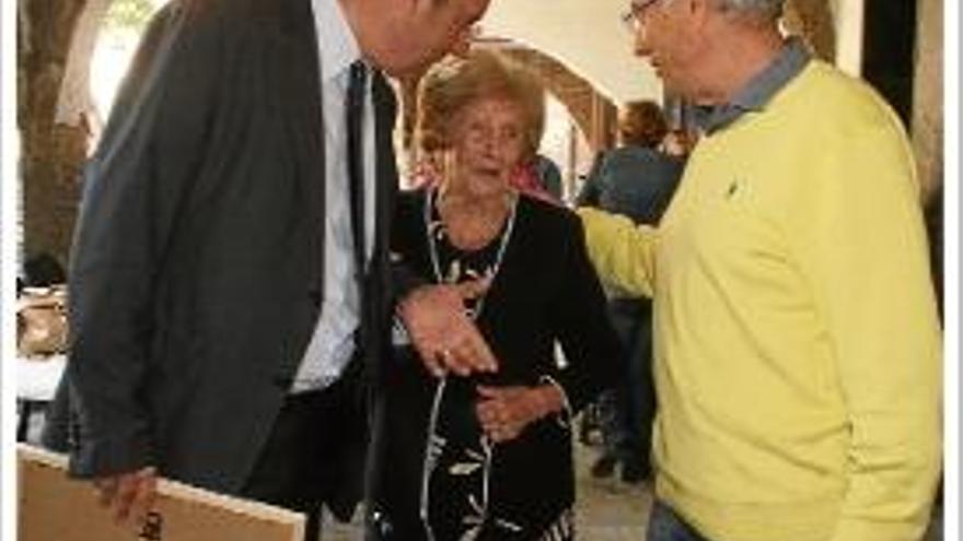 Homenatge a una banyolina centenària