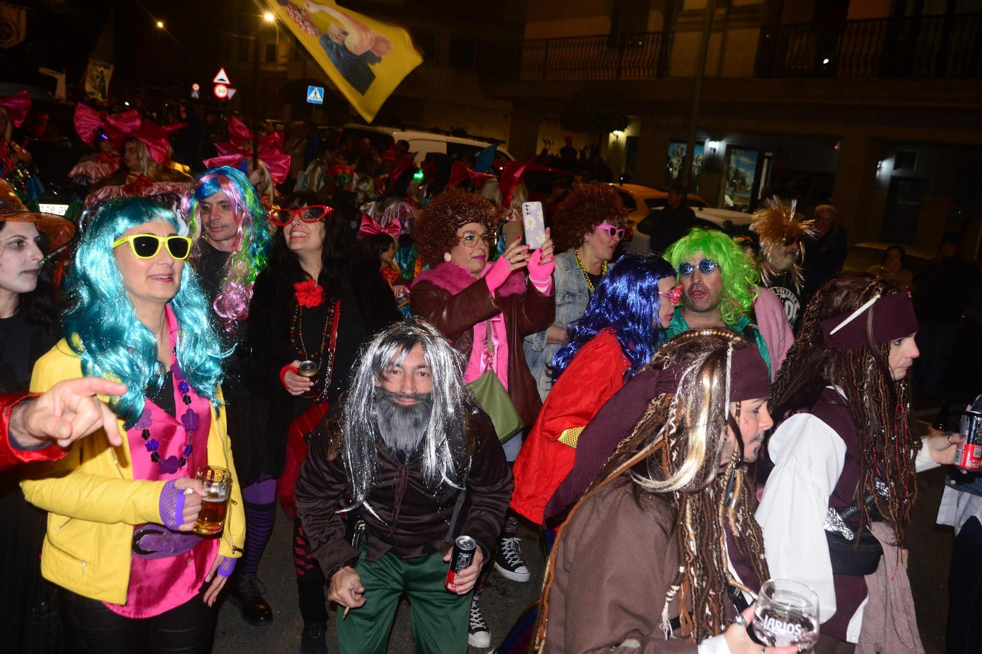 El Enterro da Sardiña nocturno en Moaña