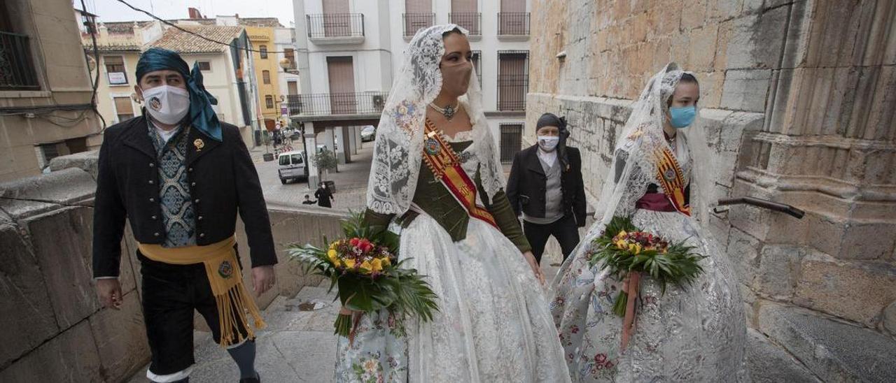 Falleras Mayores de Camp de Sagunt.