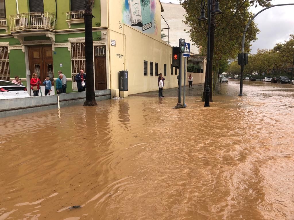 Temporal lluvia: El barranco de Aldaia se desborda con el temporal de lluvia