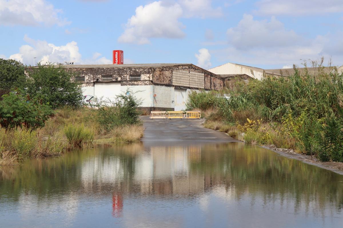 Cauce del río Palància a su paso por Sagunt.