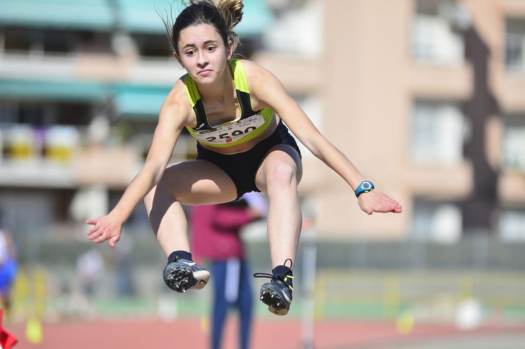 Pruebas de atletismo nacional en la pista de atletismo de Cartagena este domingo