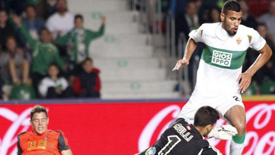 Jonathas, del Elche, en un partido.