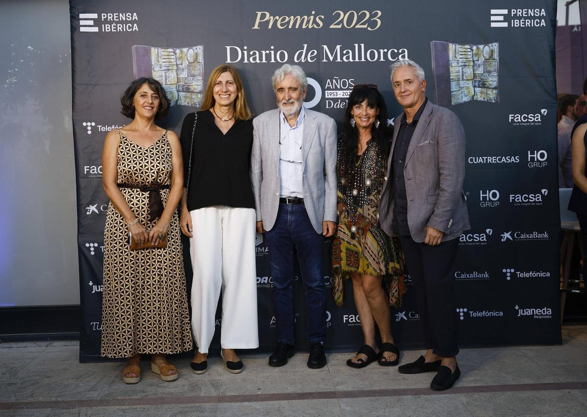 Marisa Goñi, directora de Diario de Mallorca; Catalina Picó; el doctor Andreu Palou, Ángela Rivas y Diego González, de Adema.