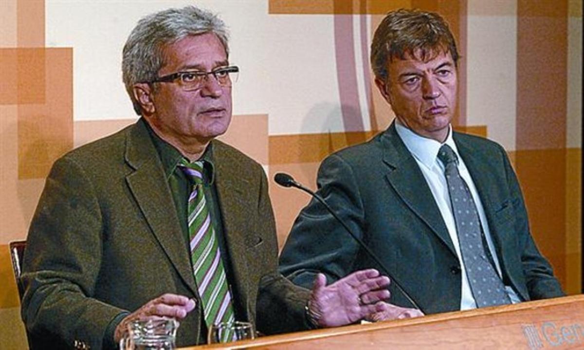 A LES ORDRES D’ICV 3 Roda de premsa amb Saura, el 2007.