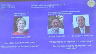 Otra mujer entre los tres ganadores del Nobel de Química 2018