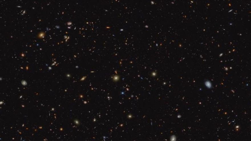 Una débil señal del amanecer cósmico podría desvelar a las primeras estrellas del Universo