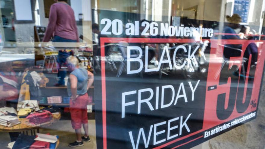 Interior de una tienda de la capital grancanaria durante el Black Friday del pasado año.