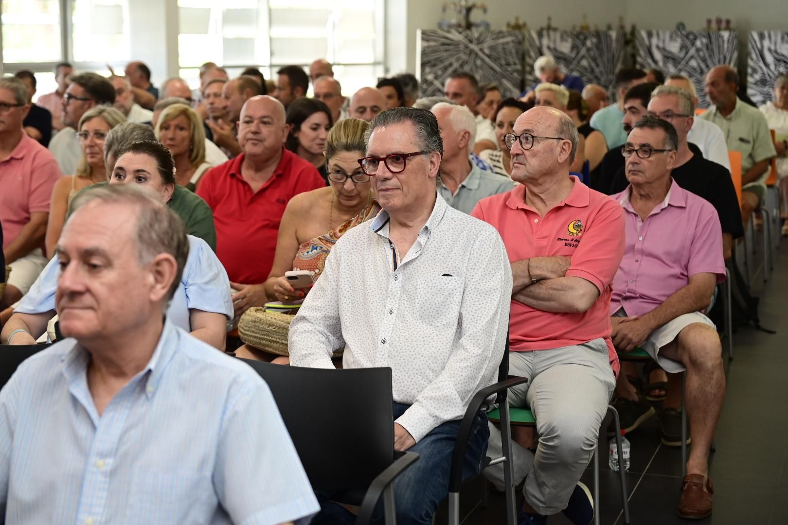 La Asamblea de Fiestas en imágenes: Collazos y la nueva Junta de Festes