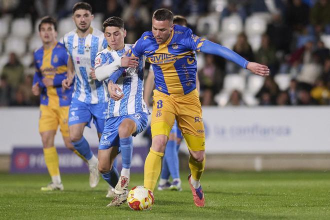 Partido entre el Talavera y el Avilés, en imágenes