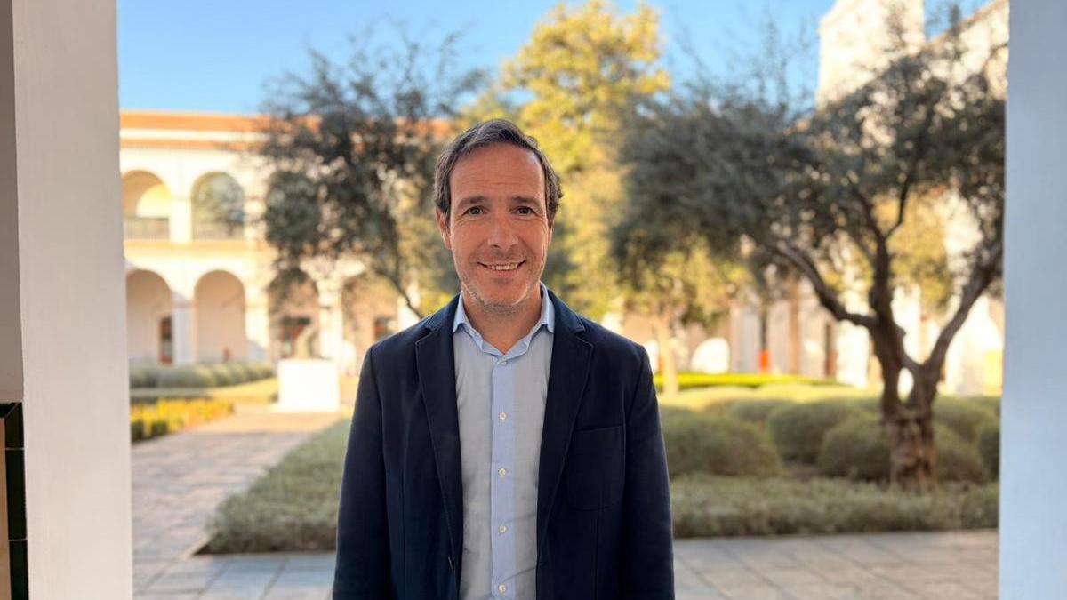 Vídeo | En el patio del Parlamento: Javier Cortés (Vox)