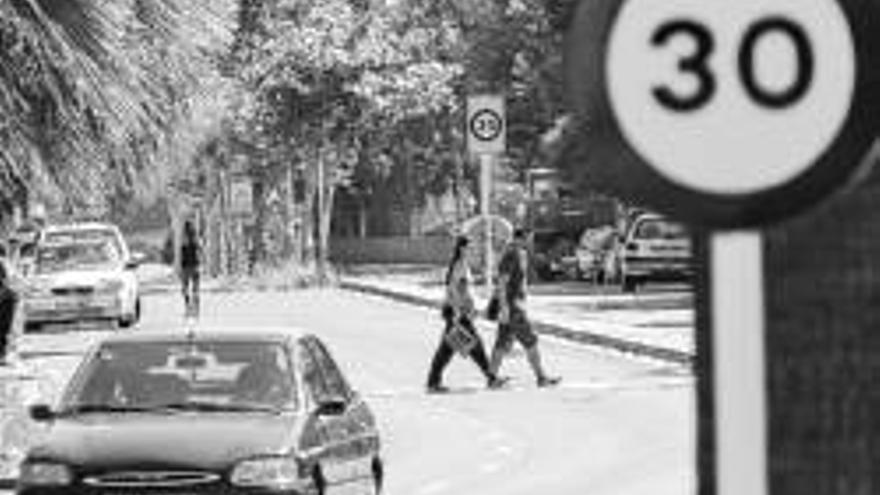 La policía local contempla colocar un radar en la avenida de la Hispanidad