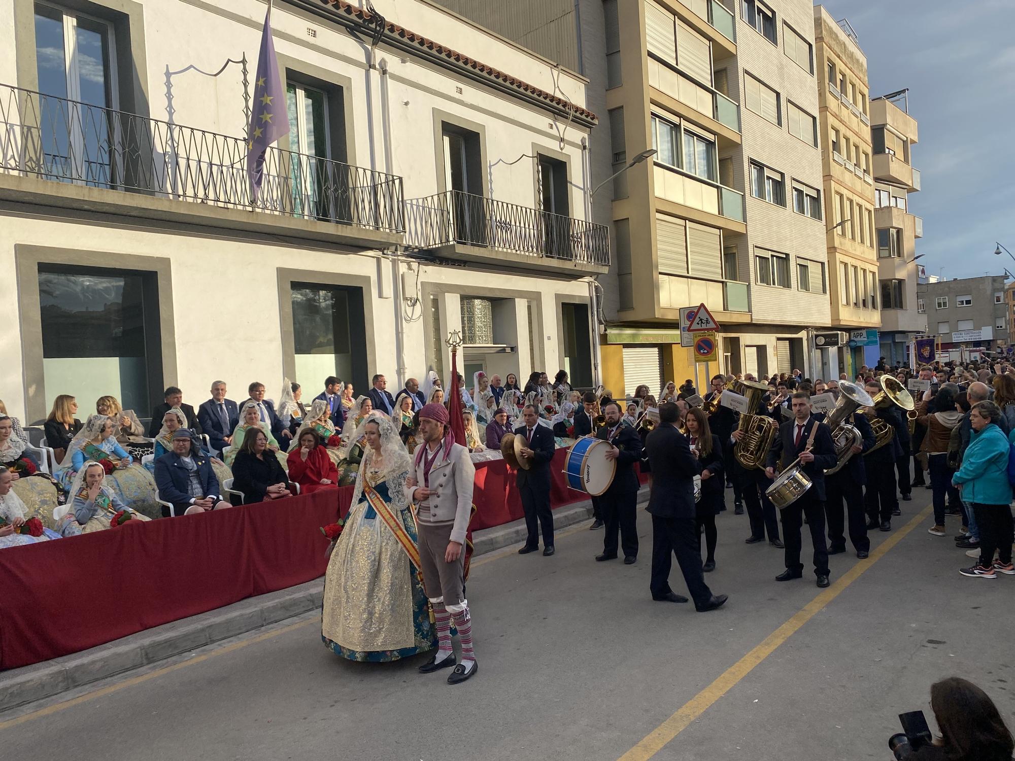 Las mejores imágenes de la ofrenda floral a la Mare de Déu de la Mar en Benicarlò