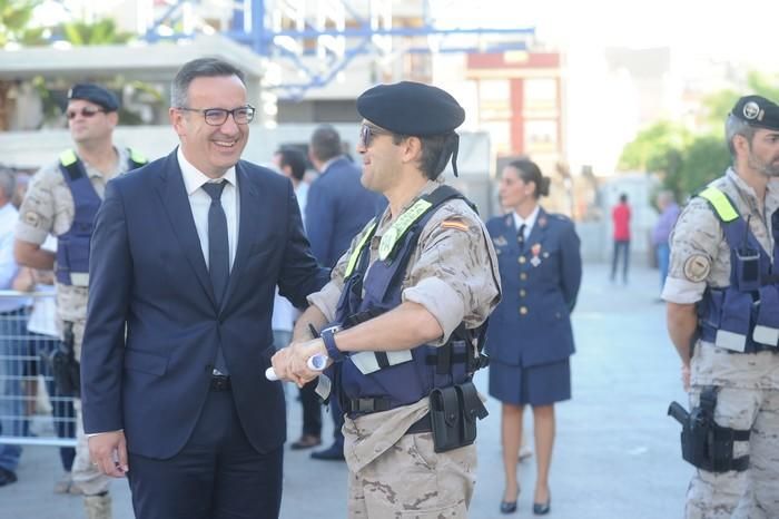 Exhibición de saltos y jura de bandera en Alcantar