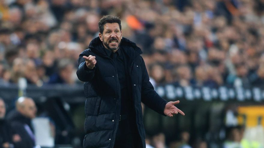 Simeone, tras la acción del penalti en Mestalla: &quot;Yo no entiendo nada&quot;