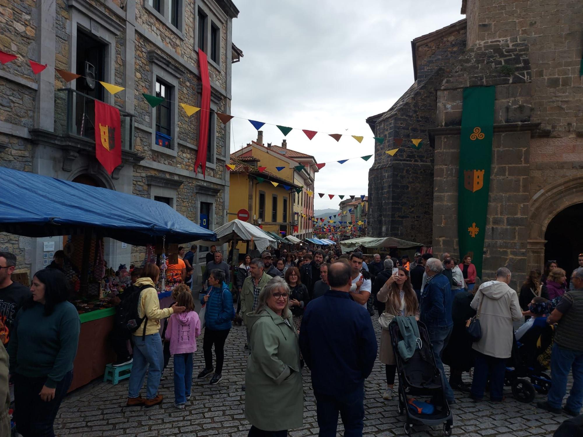 En imágenes: Domingo de lleno en la Feria Medieval de Salas