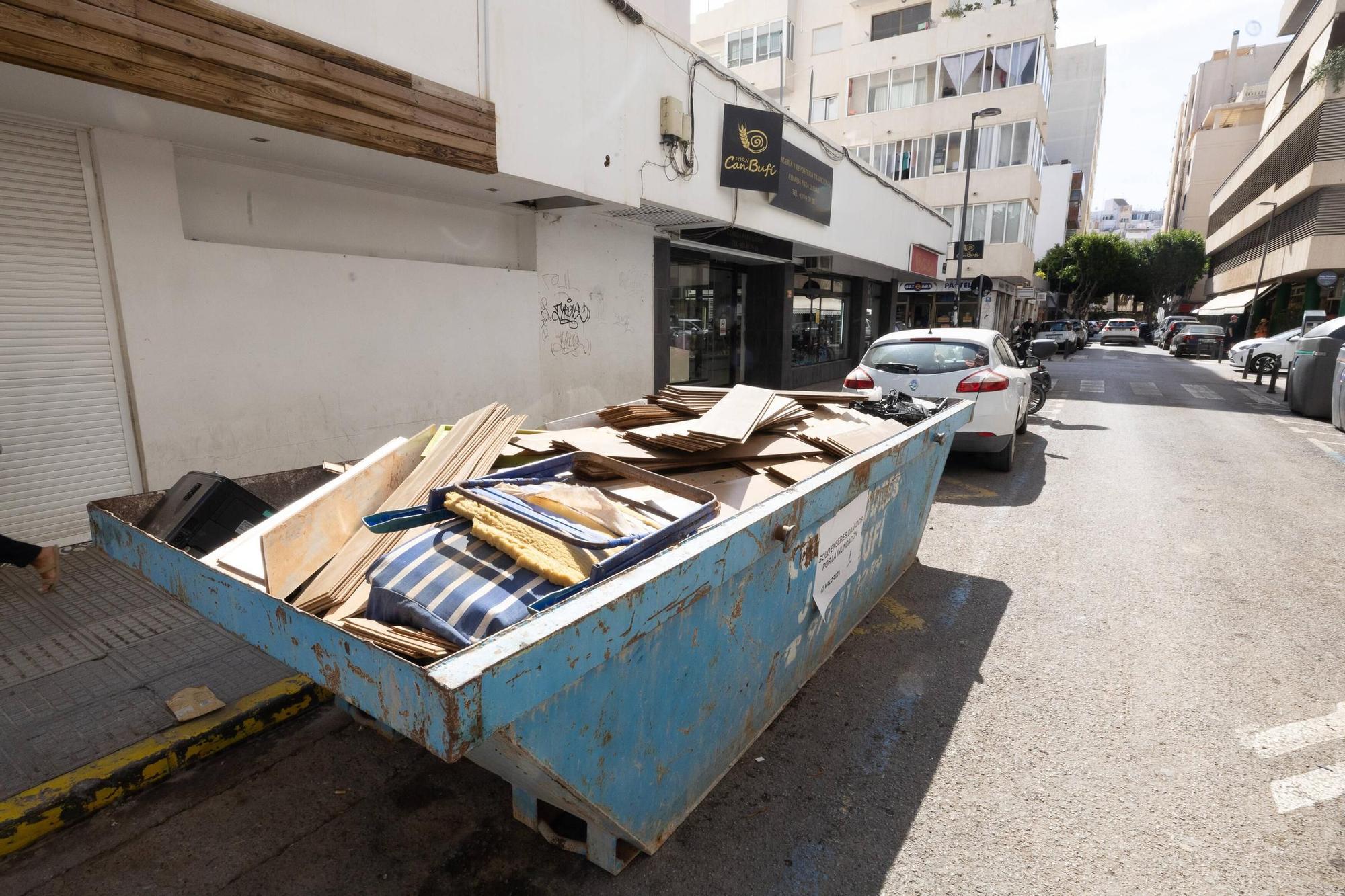 Así siguen los negocios afectados por la dana en Ibiza.