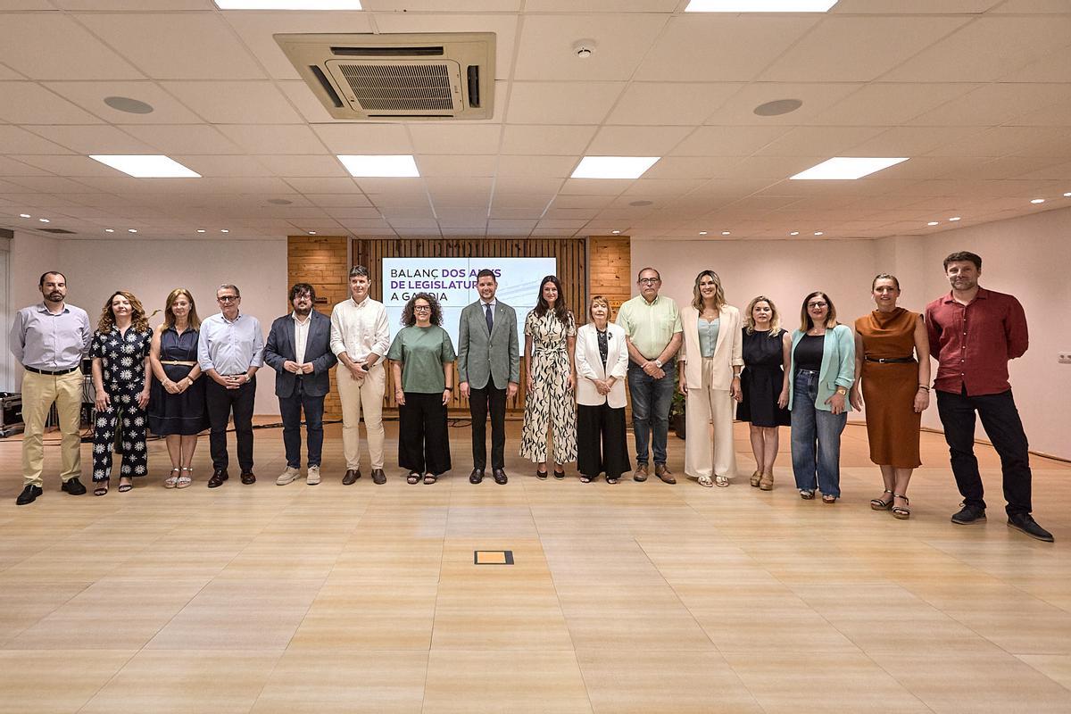 Todos los ediles y las edilas del Gobierno local de Gandia