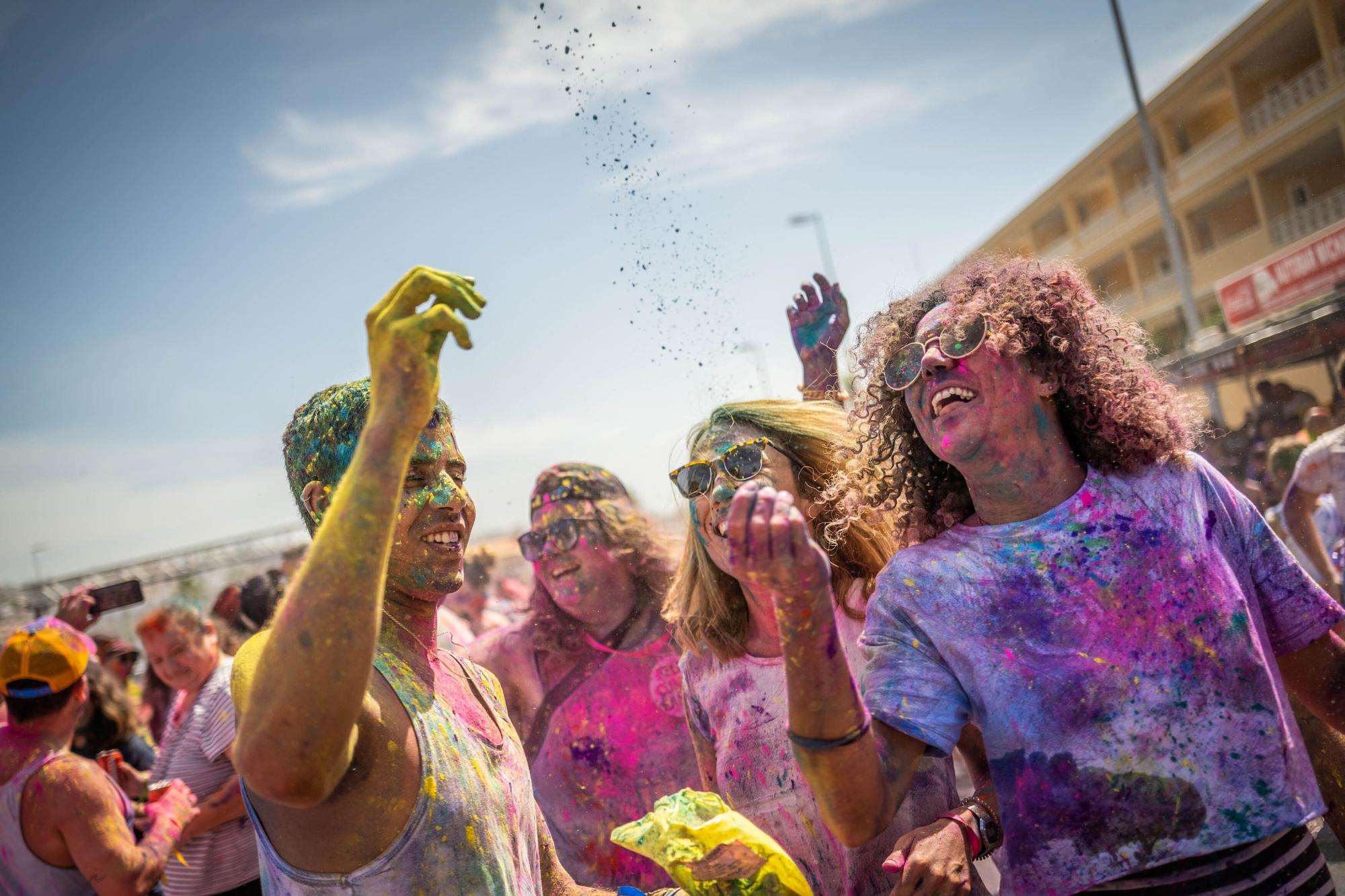 Celebración del Holi en Adeje