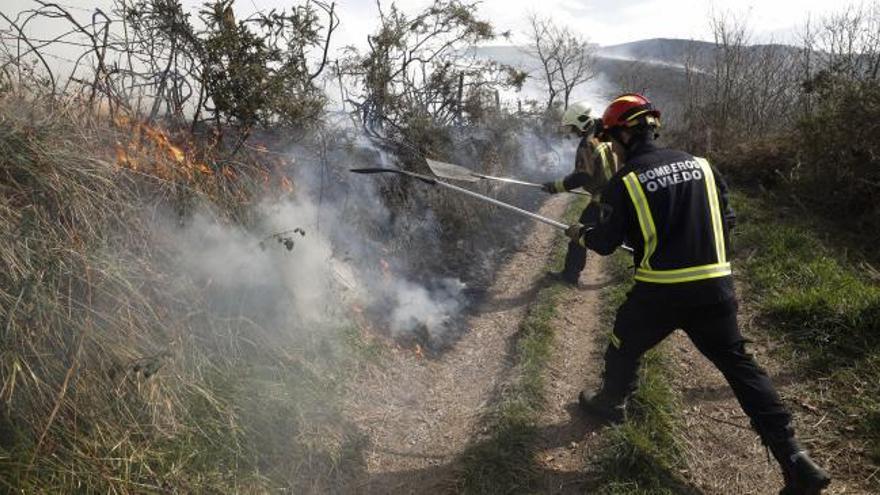 Incendios en Asturias: Aún quedan 23 incendios por extinguir en Asturias