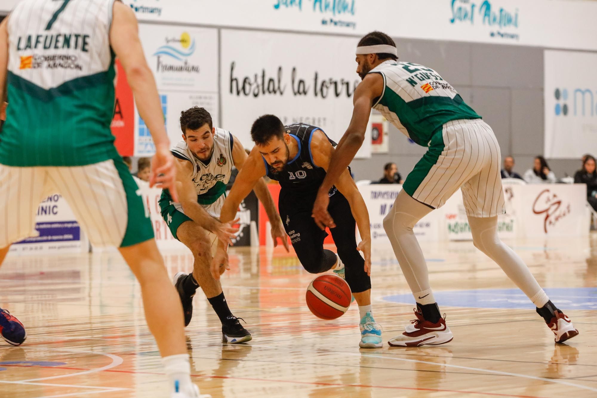 El Class Sant Antoni tumba al Huesca y se apunta su séptimo triunfo en la Liga