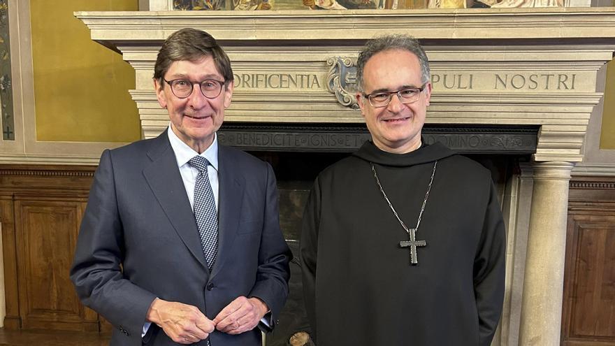 El P. Abat Manel Gasch del monestir de Monterrat rep la visita del president de CaixaBank, José Ignaxio Goirigolzarri