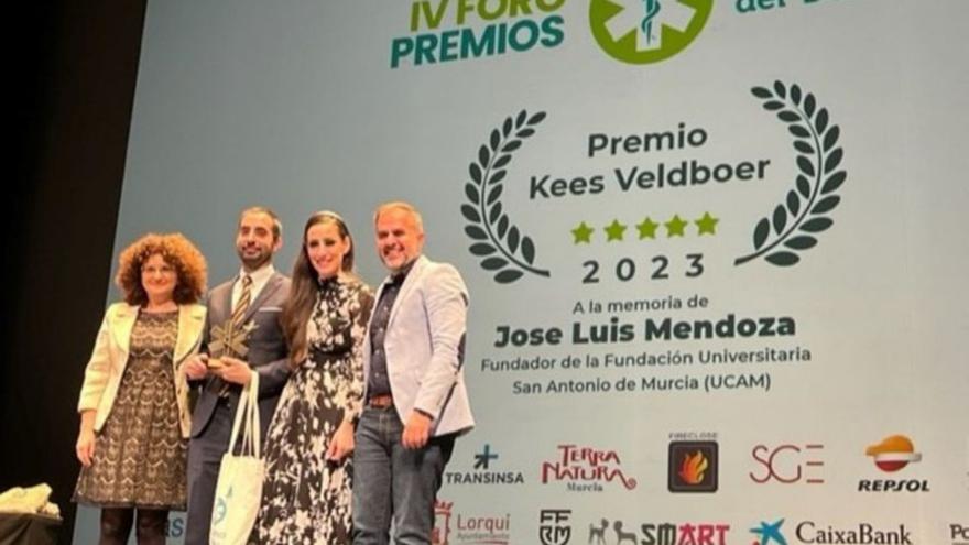 Fundación Hefame entrega a  José Luis Mendoza el premio ‘Kees Veldboer’, de Ambulancia del Deseo