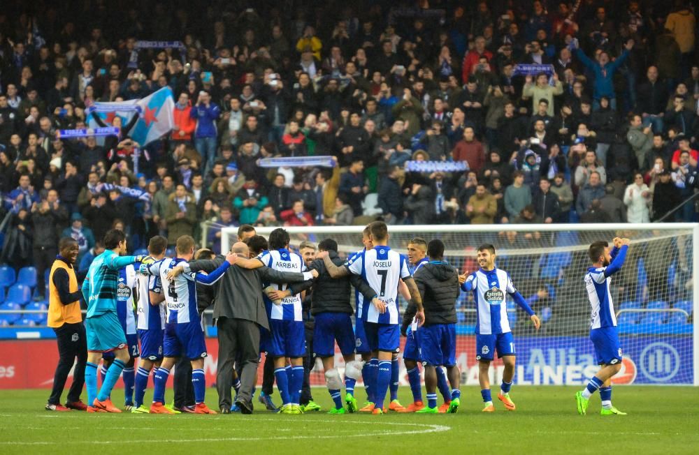 Riazor celebra el 2-1 del Dépor al Barça