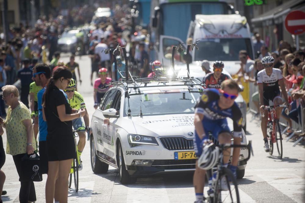 La Vuelta 2016 abarrota Betanzos