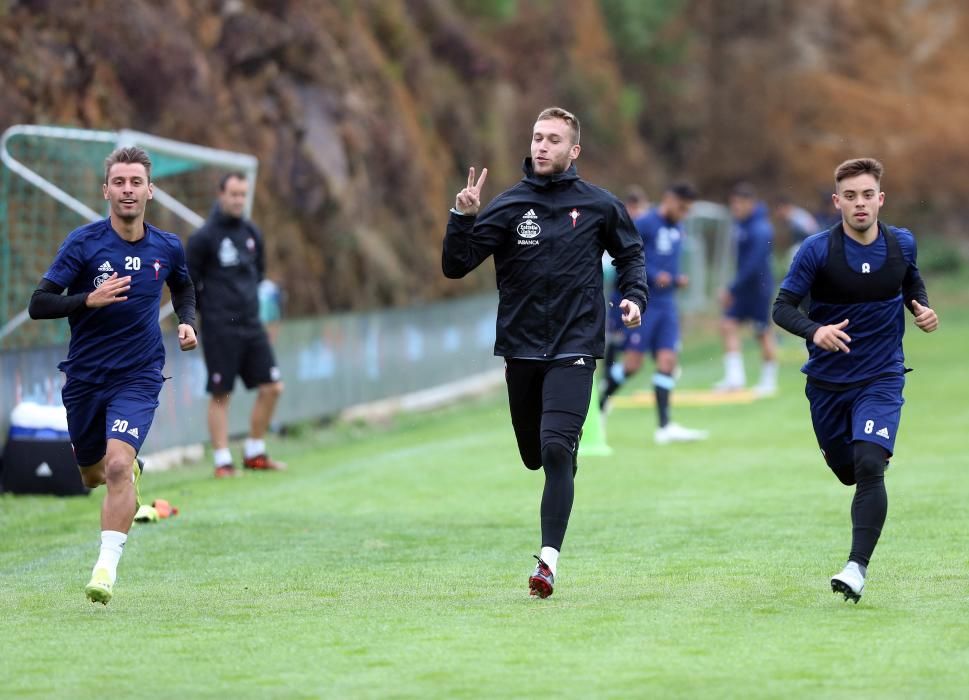 El Celta ya prepara el partido del viernes contra el Alavés // Marta G. Brea