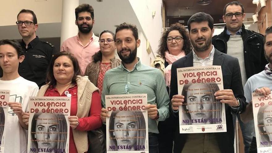 Las actividades con motivo del &#039;Día de la Violencia contra la mujer&#039; se presentaron ayer en Lorca.