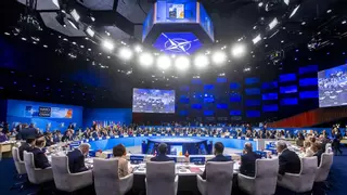Los líderes de la OTAN respaldan aumentar el gasto en defensa al 5%, pese a las reticencias de España