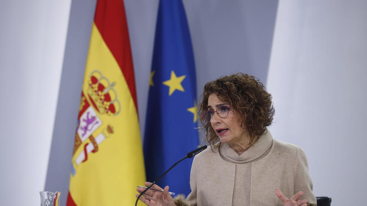 Hacienda hace oficial la "exención de IRPF" a los mayores de 65 años ...