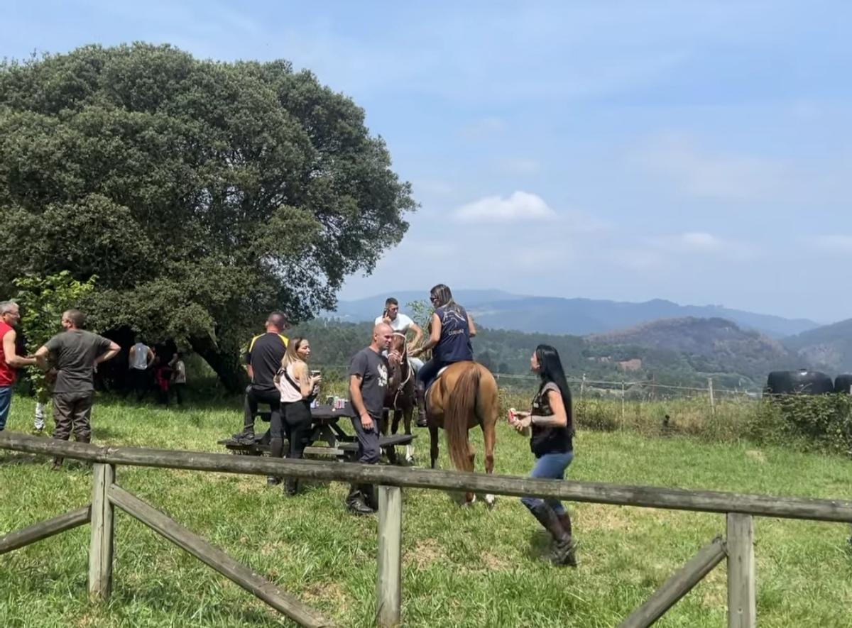 La ruta a caballo y las fiestas de La Mata, en imágenes
